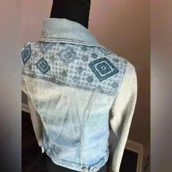 Anthropologie Pilcro Sweatshirt-Sleeve Denim Button Jacket w Embroidery  XS - Picture 6 of 6